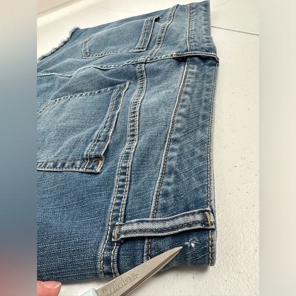 Torrid 3.5 Inch Vintage Stretch Mid-Rise Short - Picture 11 of 13